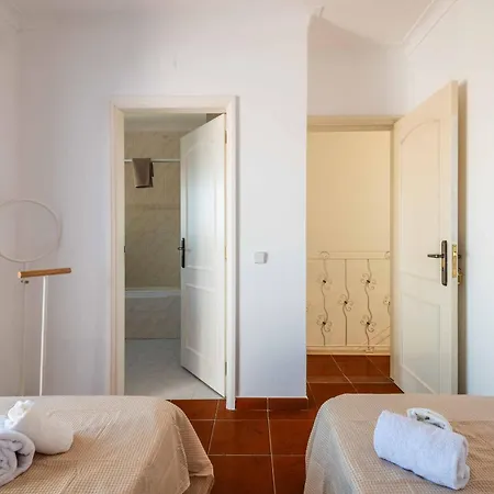 Townhouse Jardim Da Oura Ferienhaus *